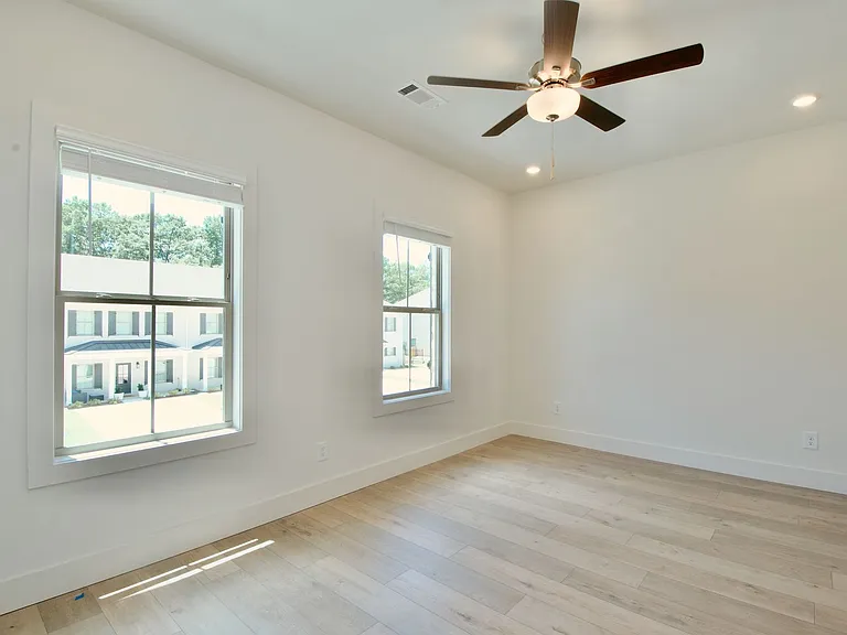 1257 Tigers Tail Trl — Photo 17