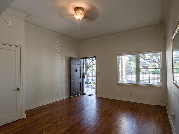 4th image of 348 S 6th Ave