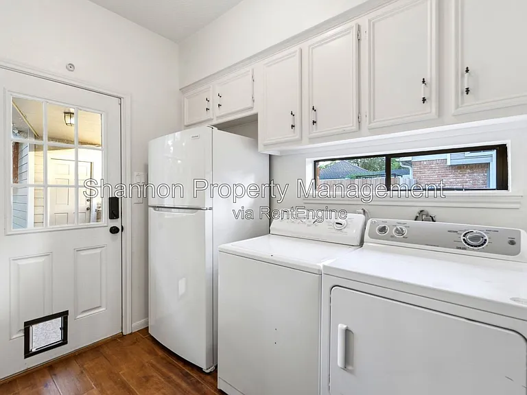 5626 Spring Lodge Dr — Photo 19