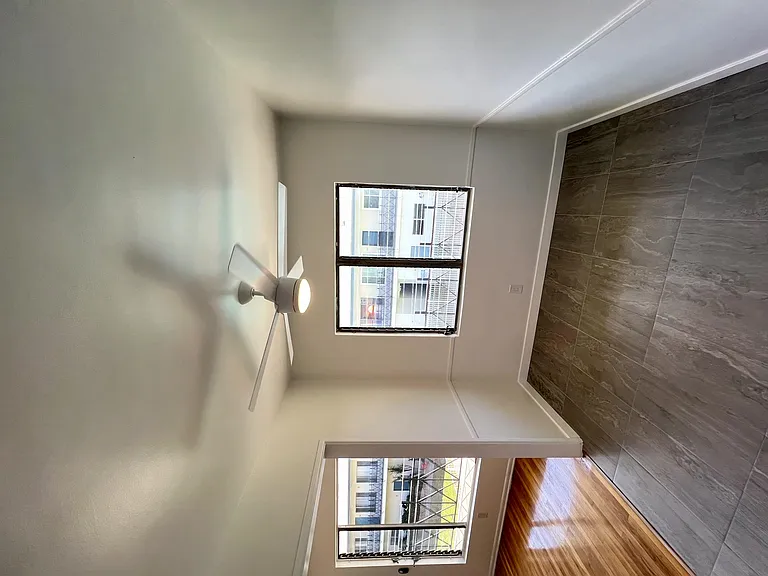 MLK Blvd Apartments — Photo 27