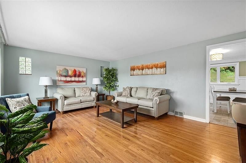 165 Pennsylvania Ave, Bridgeville, PA 15017 Zillow