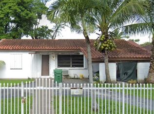 1700 SW 69th Ave, Miami, FL 33155