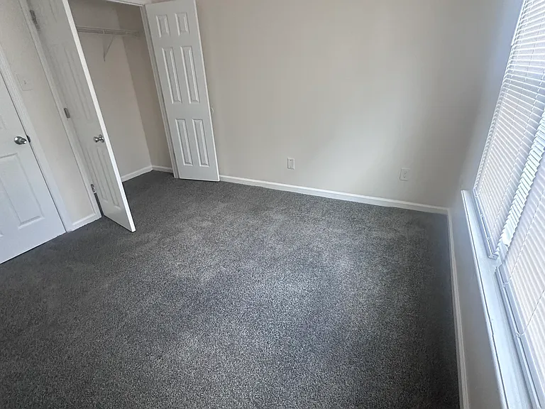109 Copperfield Ln — Photo 12