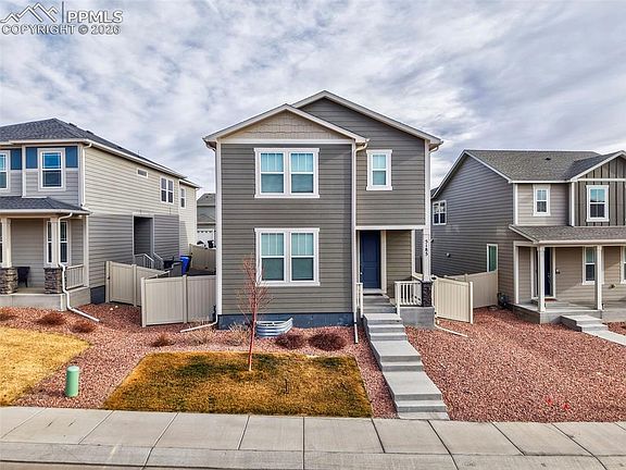 3rd image of 5185 Roundhouse Dr