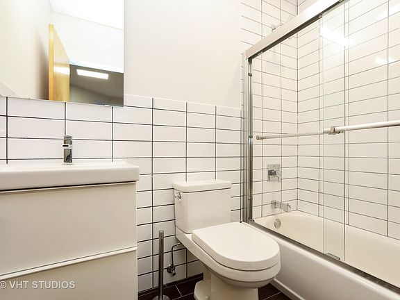 5th image of 4913 S Calumet Ave APT Gs