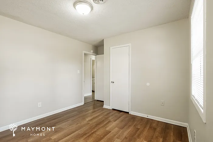 231 Merion Ct — Photo 10