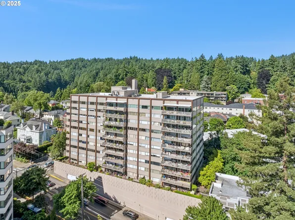 2323 SW Park Pl Unit 305, Portland, OR 97205
