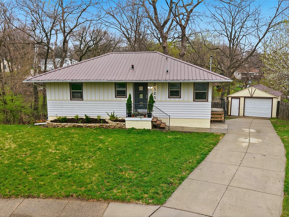 1st image of 2525 27th St
