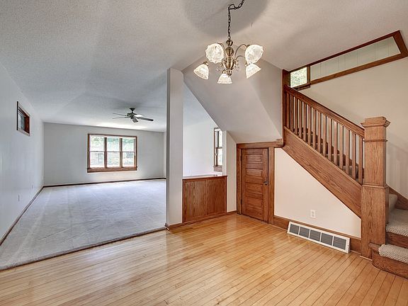 5th image of 1204 Ramsey St W