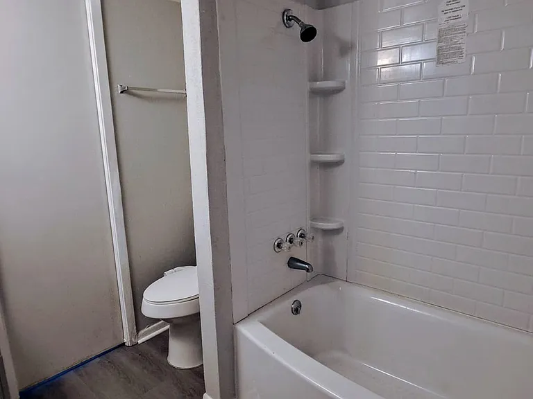 1500 N Houston Ave #16 — Photo 6
