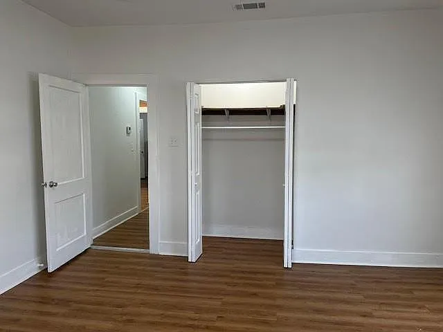 1011 Hancock St — Photo 9