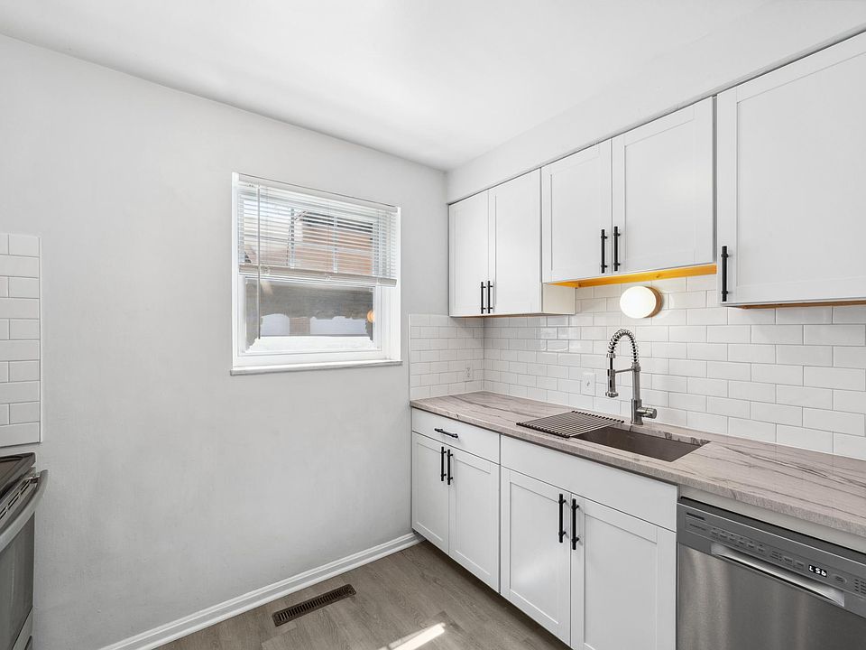 1st image of 4273 W 222nd St #1