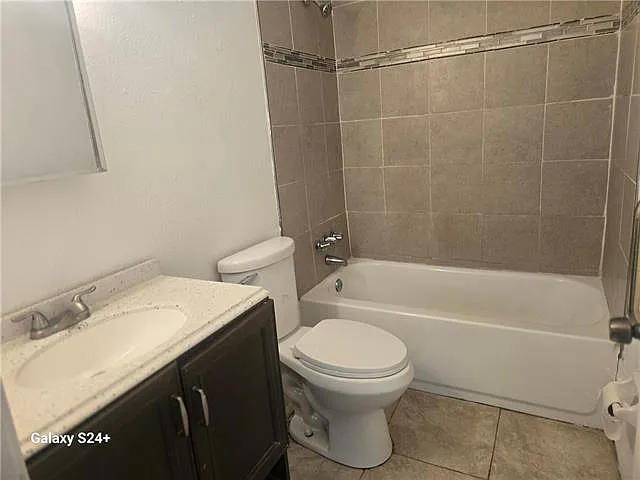 1624 Pace Blvd — Photo 5