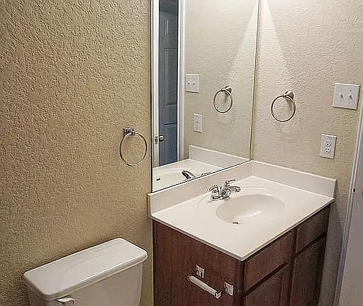 12131 Karnes Way — Photo 10