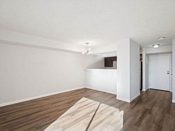 2nd image of 601 W 11th Ave APT 315
