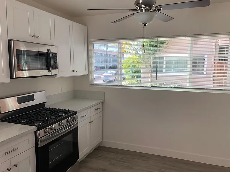 15600 S Budlong Pl #1 — Photo 9