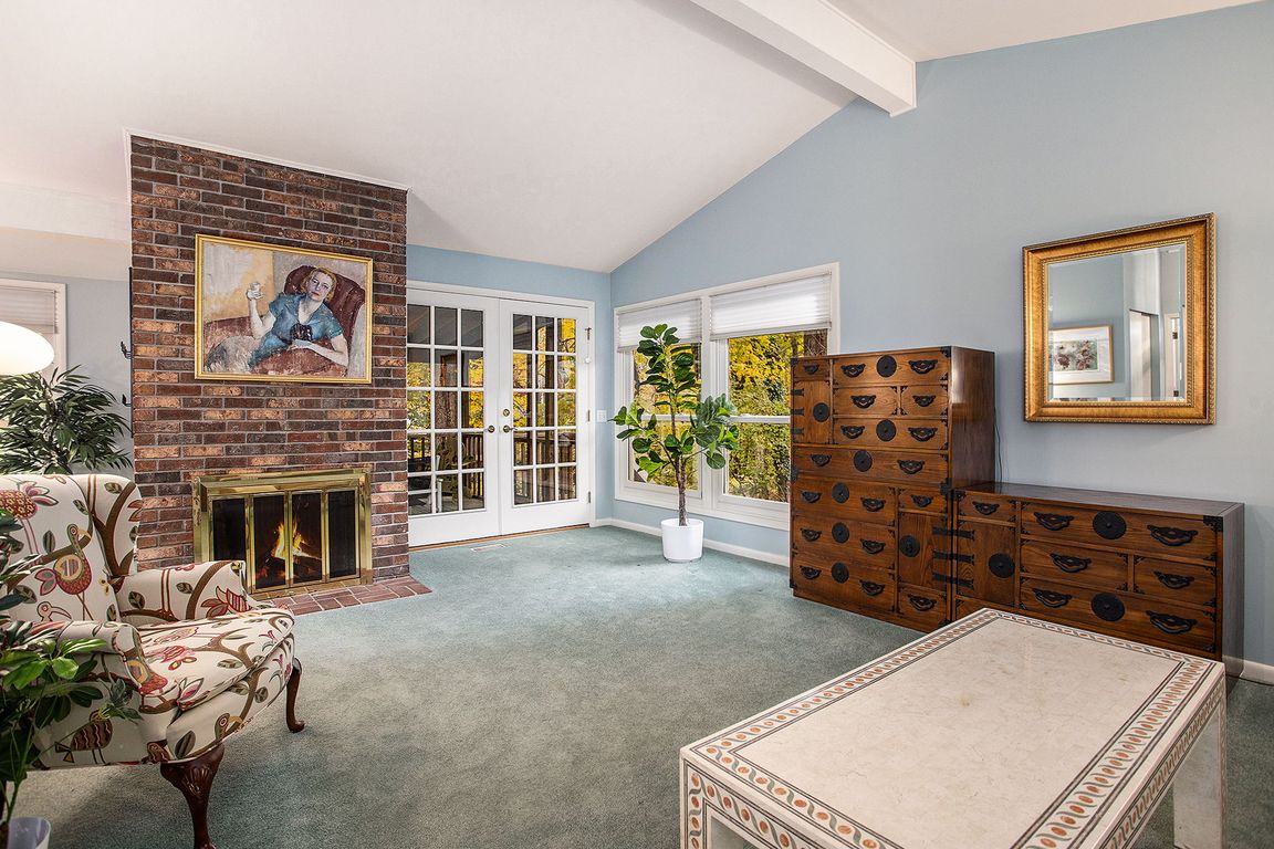 next background image