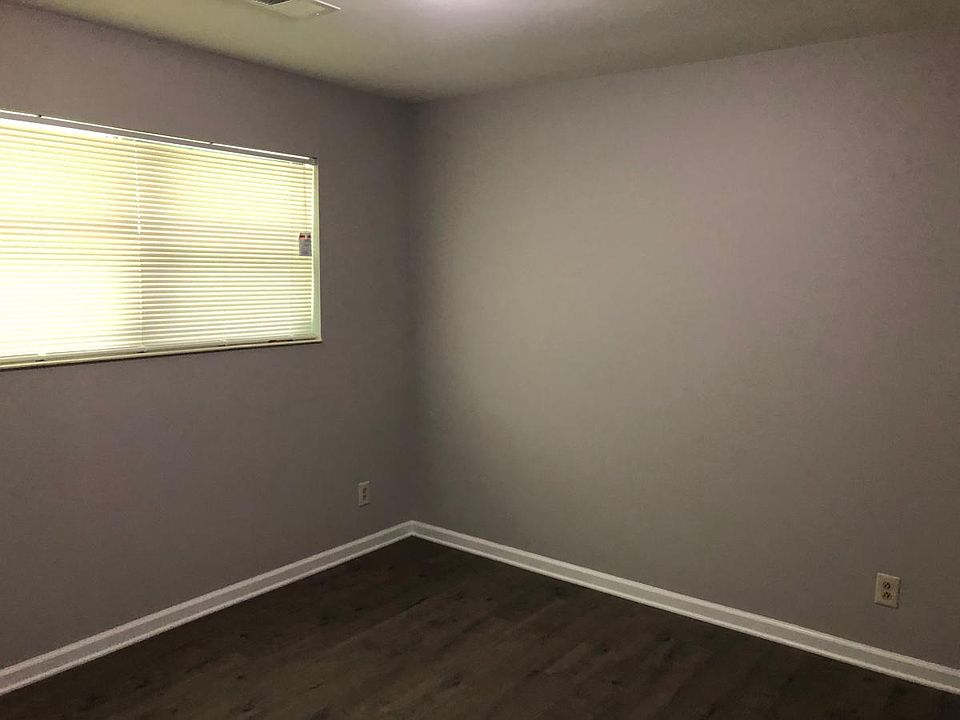 1st image of 607 Lovedale Dr