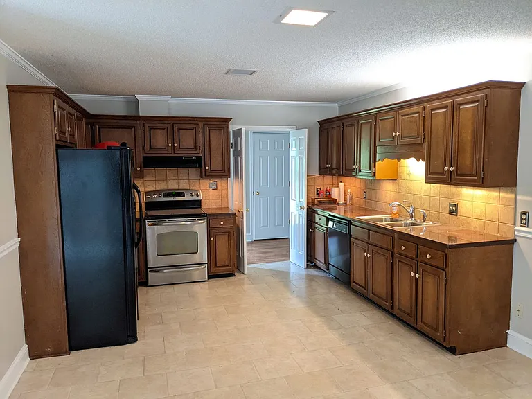 224 Lybrook Rd — Photo 3