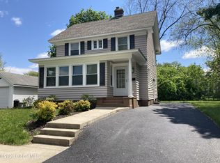 1158 Keyes Ave, Schenectady, NY 12309