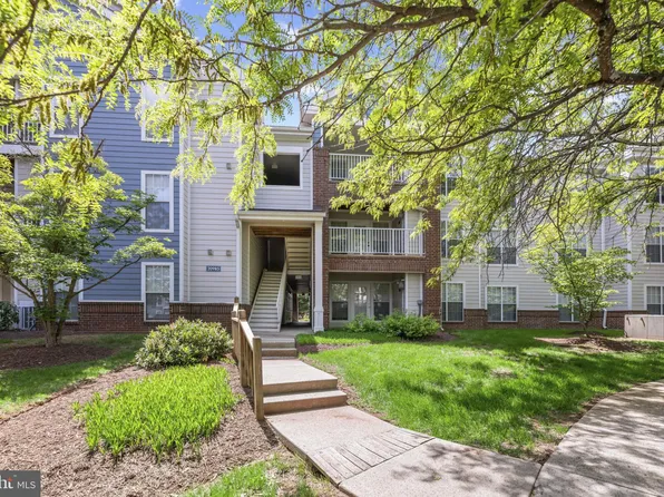 20985 Timber Ridge Ter Unit 303, Ashburn, VA 20147