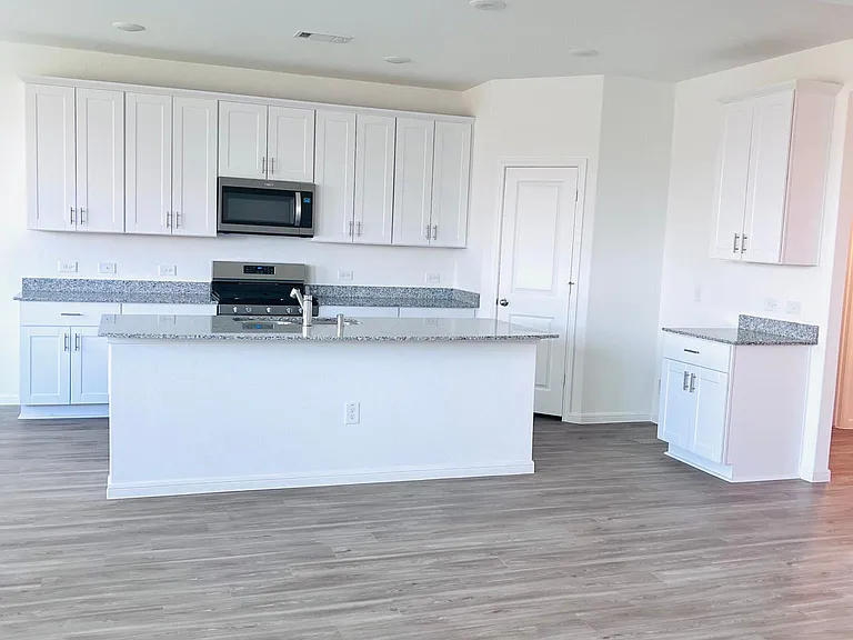 1001 Greenshank Dr — Photo 14