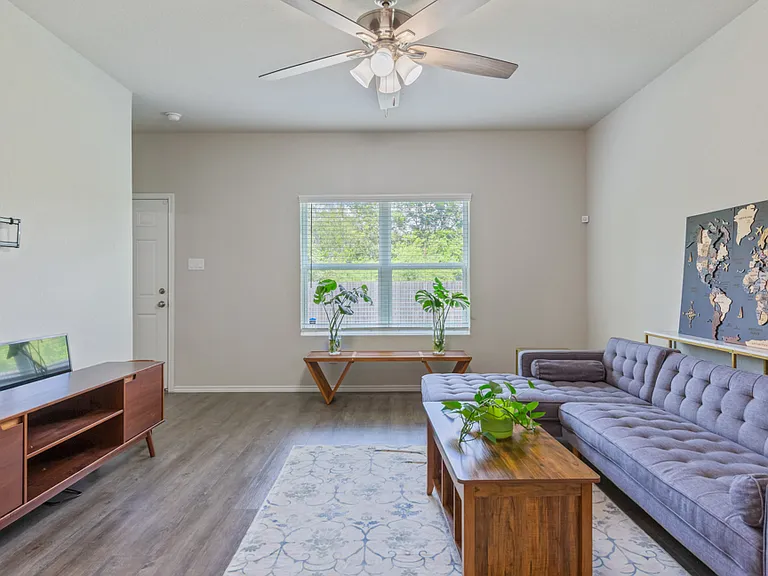 7627 Apex Lndg — Photo 13