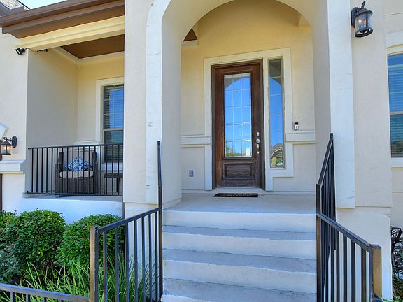 3rd image of 3909 Vinalopo Dr