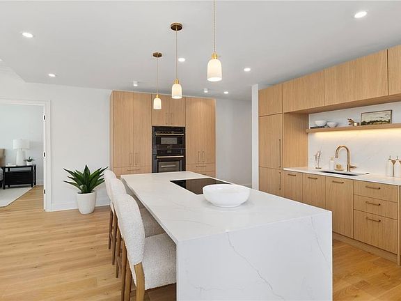 2nd image of 1 Tower Dr APT 102