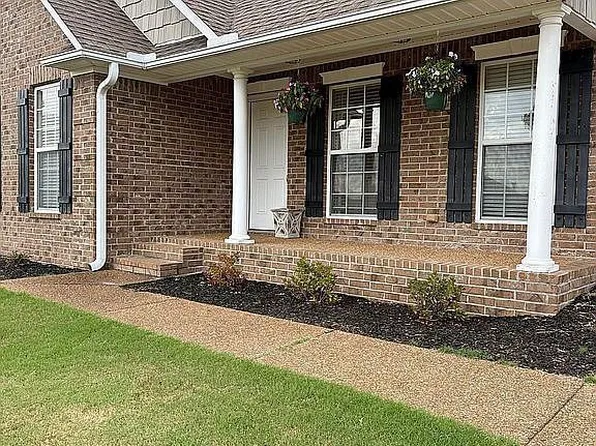 116 Chronicles Dr, Medina, TN 38355