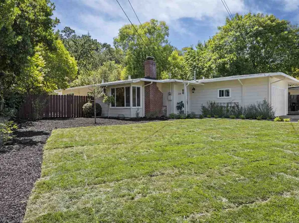 3239 Sweet Dr, Lafayette, CA 94549