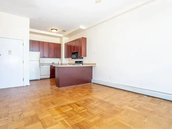 205 Franklin Street image 1 of 5