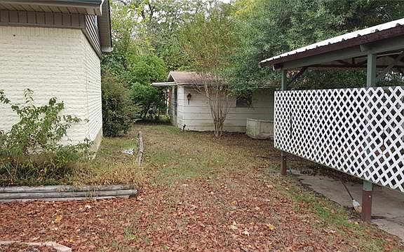 5th image of 2210 Bella Vista Dr
