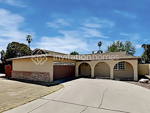 2421 E Sylvia St Photo 1