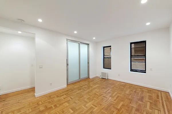 Rented by Aether Property Group | media 22