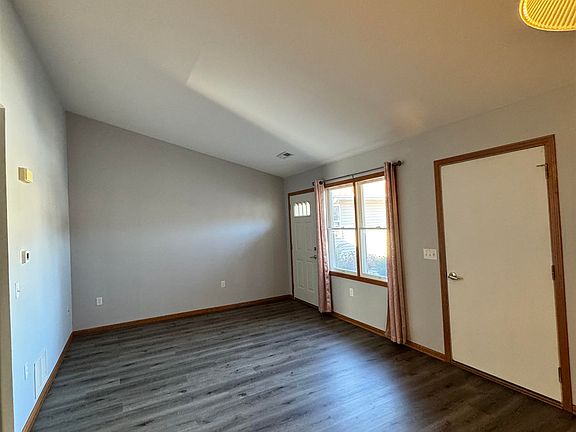 3rd image of 25 Garrison Dr #53