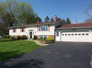 10560 Bethany Center Rd, East Bethany, NY 14054