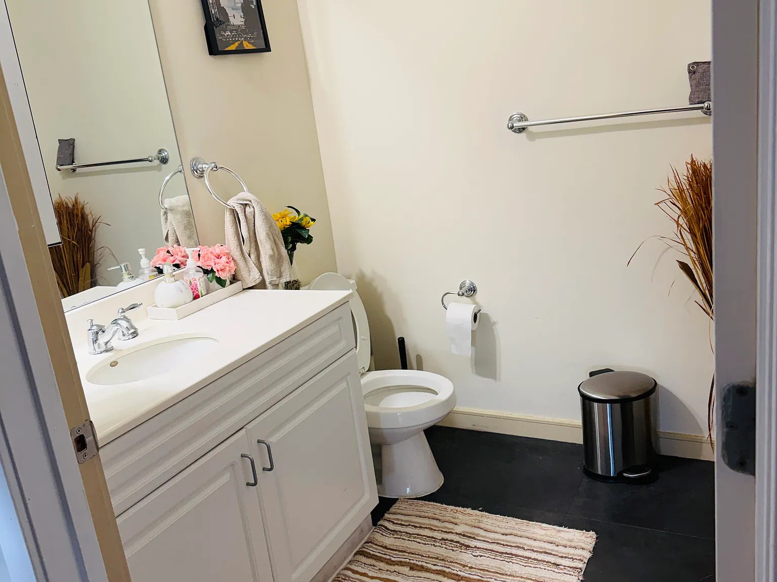 2 bed, 1185 sqft, $1,400 — Photo 2