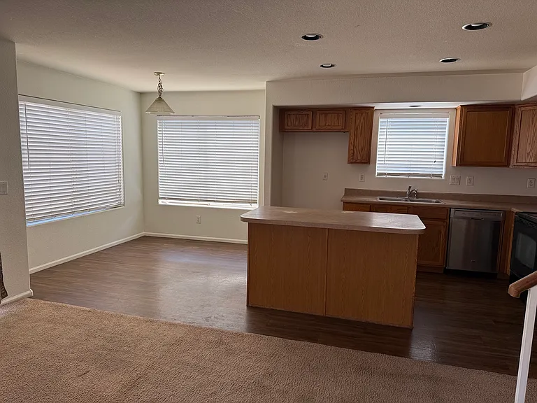 12402 W San Juan Ave — Photo 3