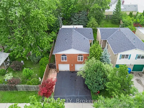 639 Irwin Cres, Newmarket, ON L3Y 5A1