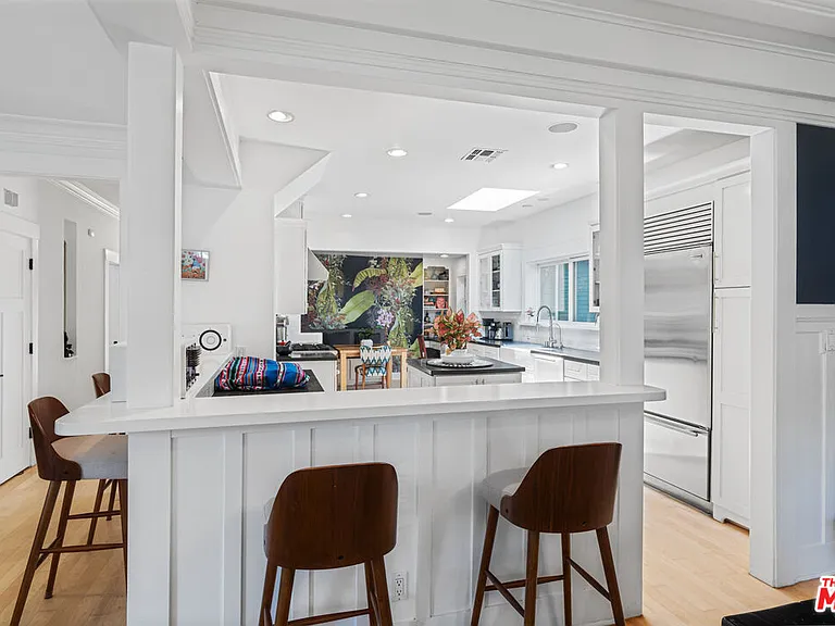 2802 2nd St — Photo 13