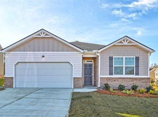 235 Canyon Ferry Way Ct, Hoschton, GA 30548