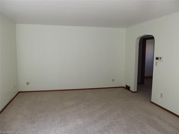 4th image of 736 Eastland Ave SE