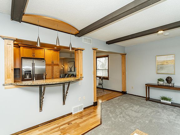 5th image of 958 28th St NW