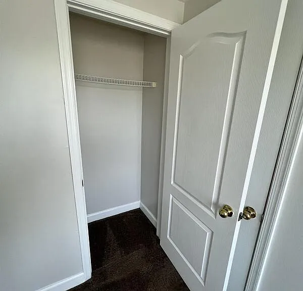6890 Hawthorne St — Photo 16