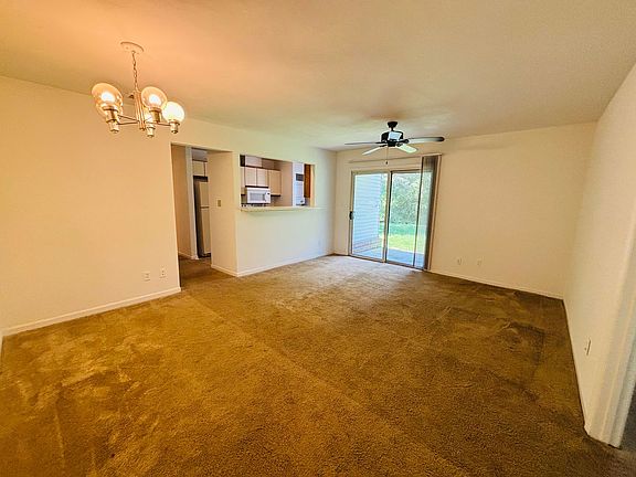 4th image of 401B Berryfield Ln