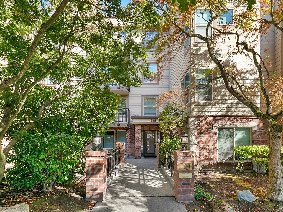 566 Prospect St #103