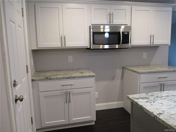 5th image of 237 Gaylord Ct