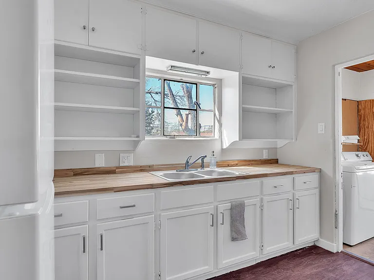 205 Harvard Dr SE #A — Photo 18