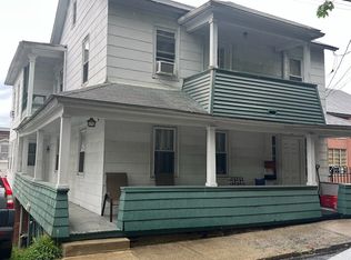 70 Bank St, Derby, CT 06418